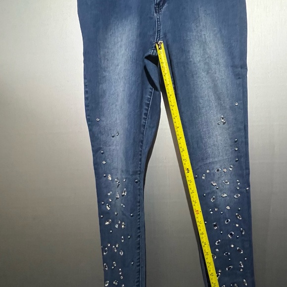Juniors Rhinestone Jeans Womens 15 Blue Slim Fit Tapered Glam Denim - Picture 8 of 11